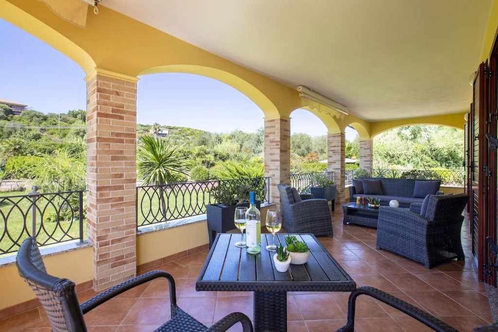Alghero Villa Mistral Per 7 Persone Terrazza Bbq Ac Wifi Exterior photo